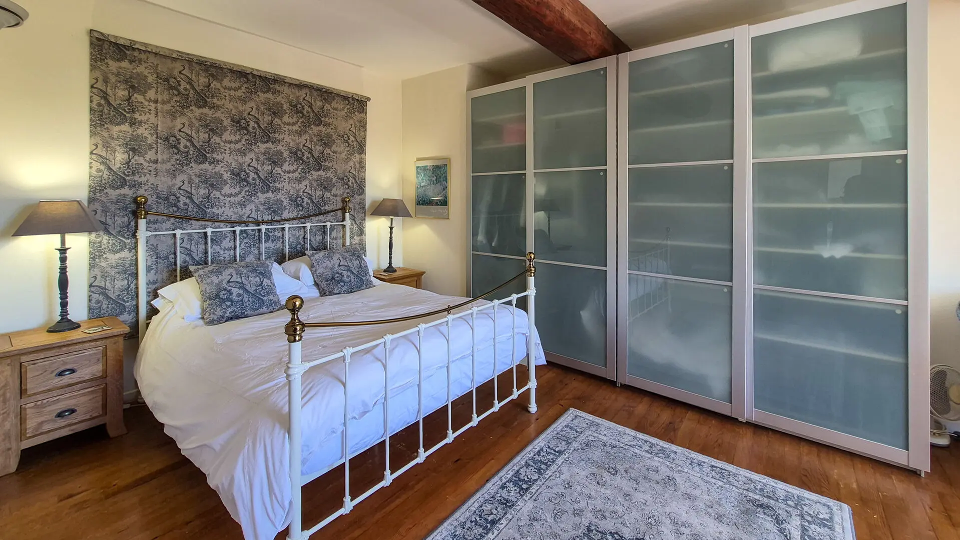 House Of 5 Bedrooms With Guest Cottage, Pool, And Pyrenees Views