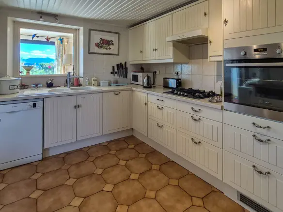 House Of 6 Bedrooms With Pool, Gardens, And Pyrenees Views In 15 Minutes From Mirepoix