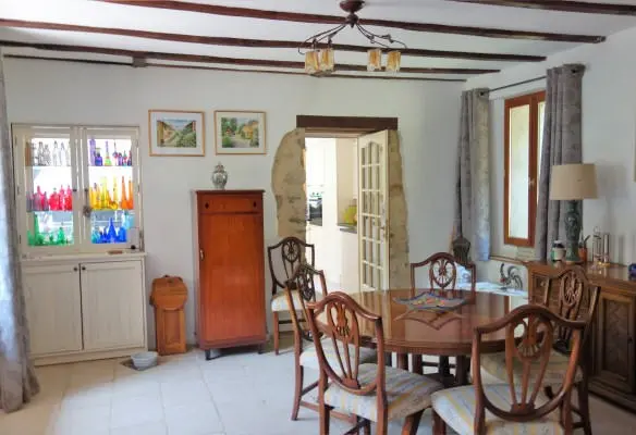 House Of 100 M² With 4 Beds, Riverside, Outbuildings, Views In Old Mill