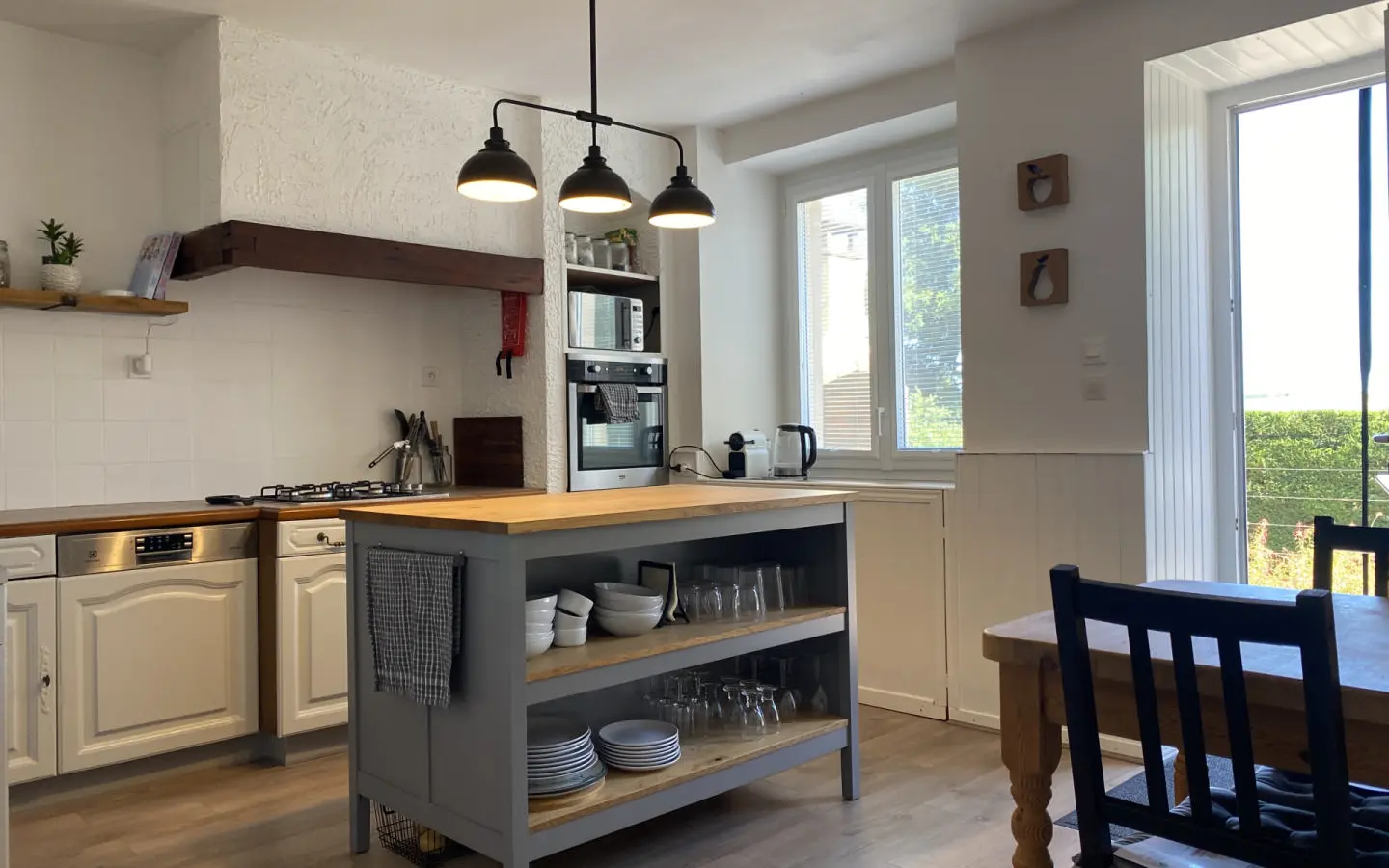 House Of 150 M² With Heated Pool In Aubeterre-sur-dronne