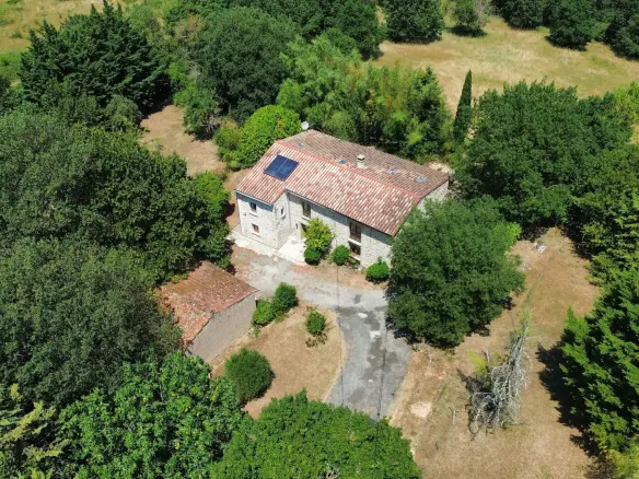 Stone Farmhouse Of 250 M² With Land, Views, And Privacy In Mirepoix