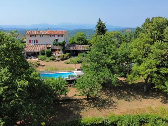 House Of 6 Bedrooms With Pool, Gardens, And Pyrenees Views In 15 Minutes From Mirepoix