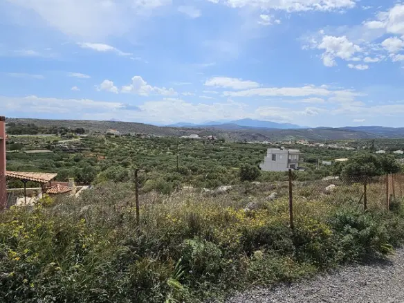 Land Of 2600 M² In Crete