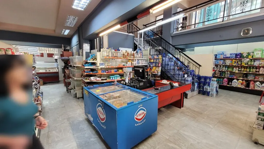 Commercial Property Of 360 M² In Thessaloniki