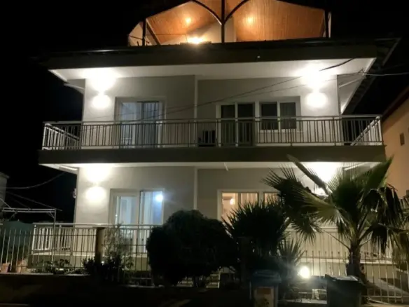 Business In Aristotle, Greece (300 M²)