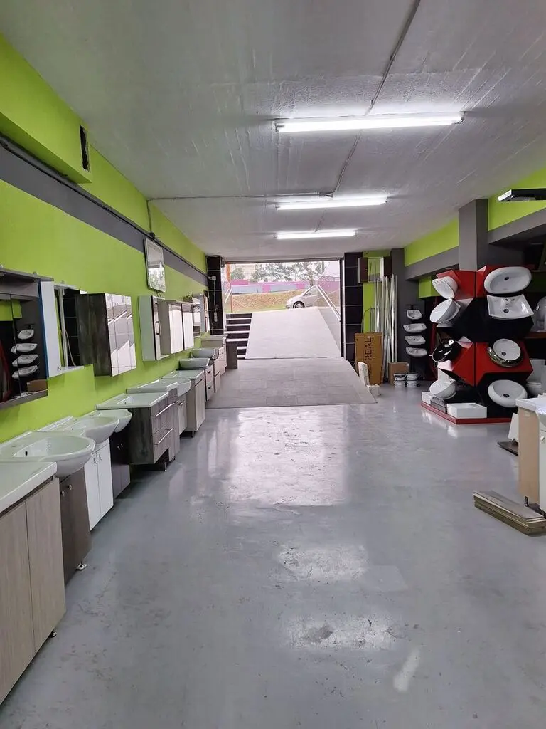 Commercial Property Of 2000 M² In Thessaloniki
