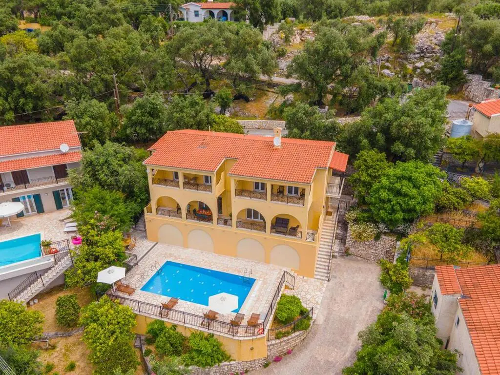 For Sale Villa 245 M² In Corfu