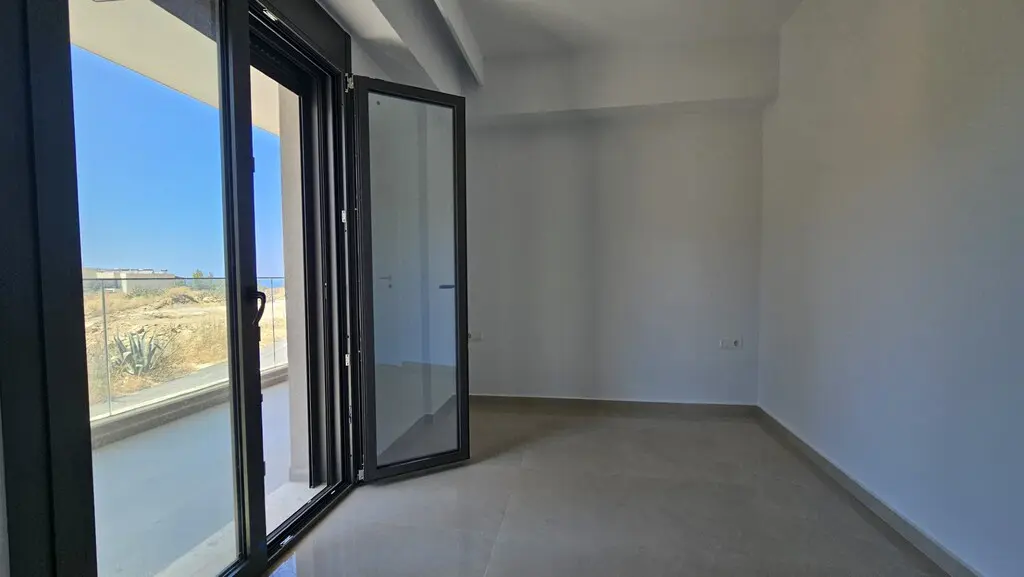 Duplex Of 93 M² In Crete