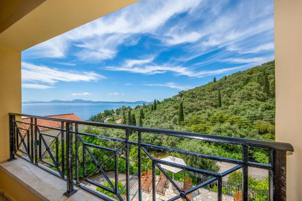 For Sale Villa 245 M² In Corfu