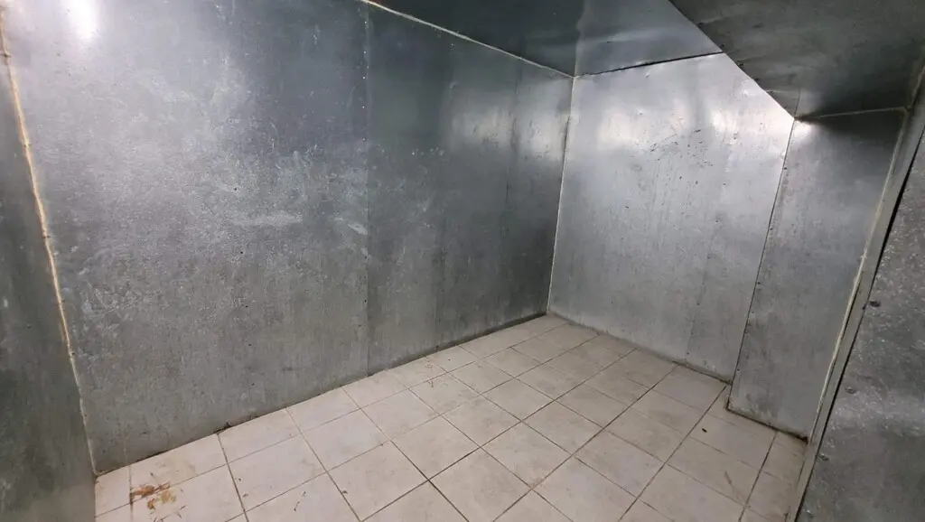 Commercial Property Of 360 M² In Thessaloniki