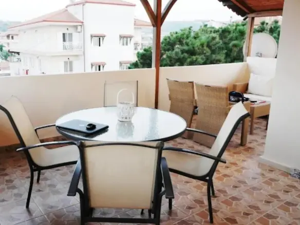 Business In Aristotle, Greece (300 M²)