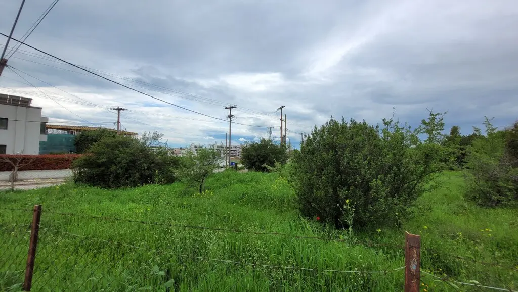 Land Of 4000 M² In The Suburbs Of Thessaloniki