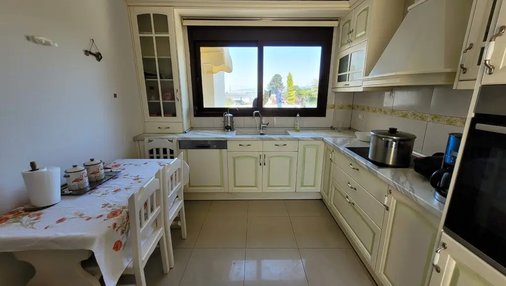 Villa Of 167 M² In The Suburbs Of Thessaloniki
