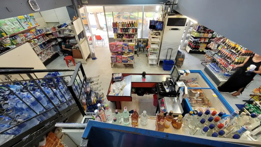 Commercial Property Of 360 M² In Thessaloniki