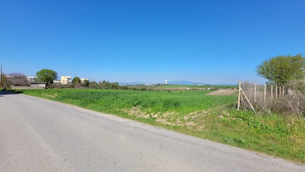 Land Of 7311 M² In The Suburbs Of Thessaloniki