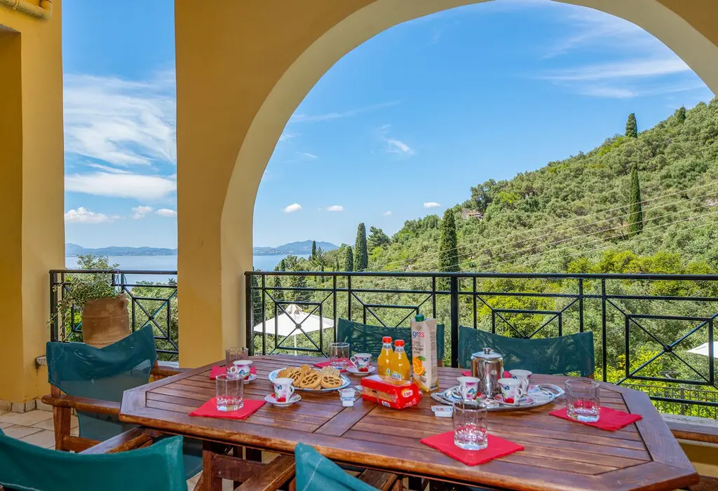 For Sale Villa 245 M² In Corfu