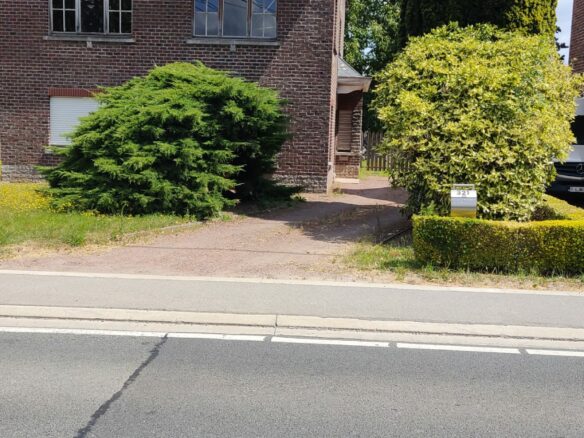 Spacious Family Home In A Quiet Area, Only About 15 Km From Brussels, With Large Garden, Parking, Attic And Basement,…