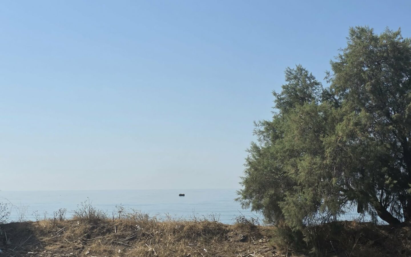 Plot Of 14,000 M² With Seafront Investment Opportunity In West Beach Kalamata