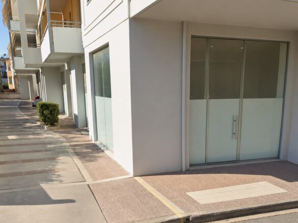 Commercial Property Of 350 M² In The Center Of Kalamata