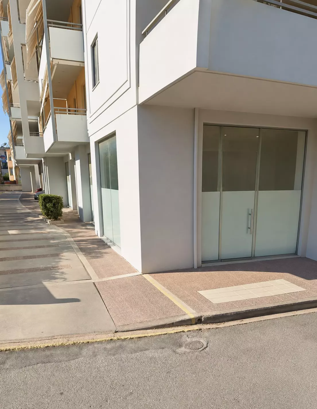 Commercial Property Of 350 M² In The Center Of Kalamata