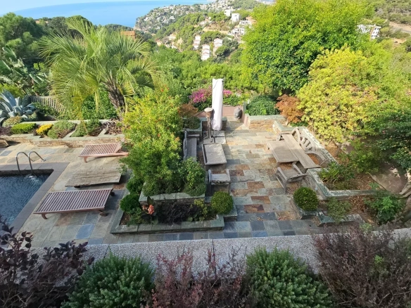 4-bedroom House In Lloret De Mar, Spain (273 M²)