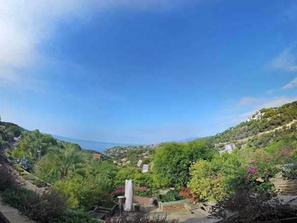 4-bedroom House In Lloret De Mar, Spain (273 M²)