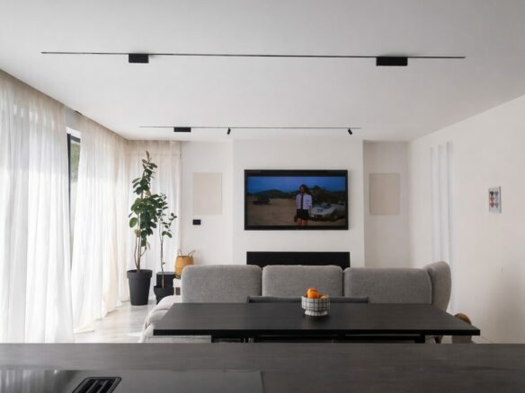 Detached House Of 180 M² With Modern Design Near Labin In Walking Distance To Old Town