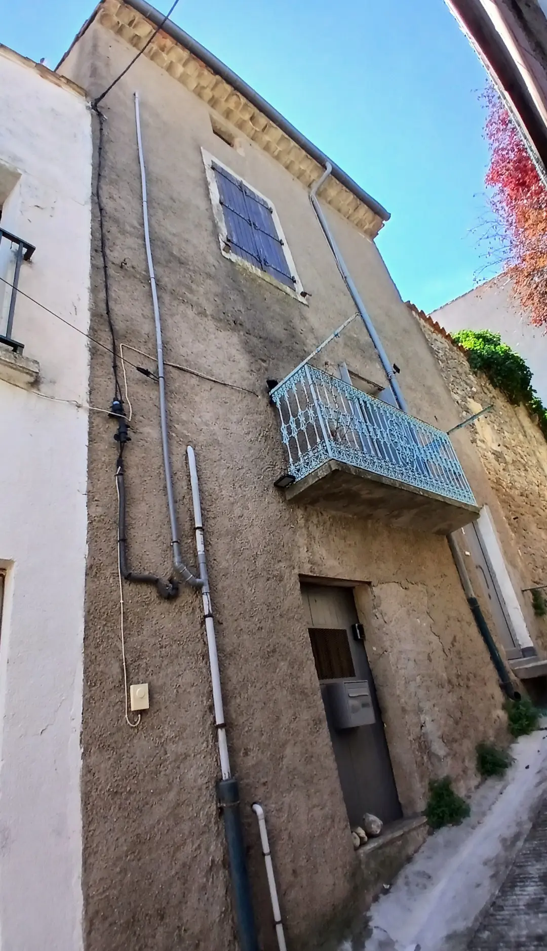 House Of 53 M² In Magalas, France