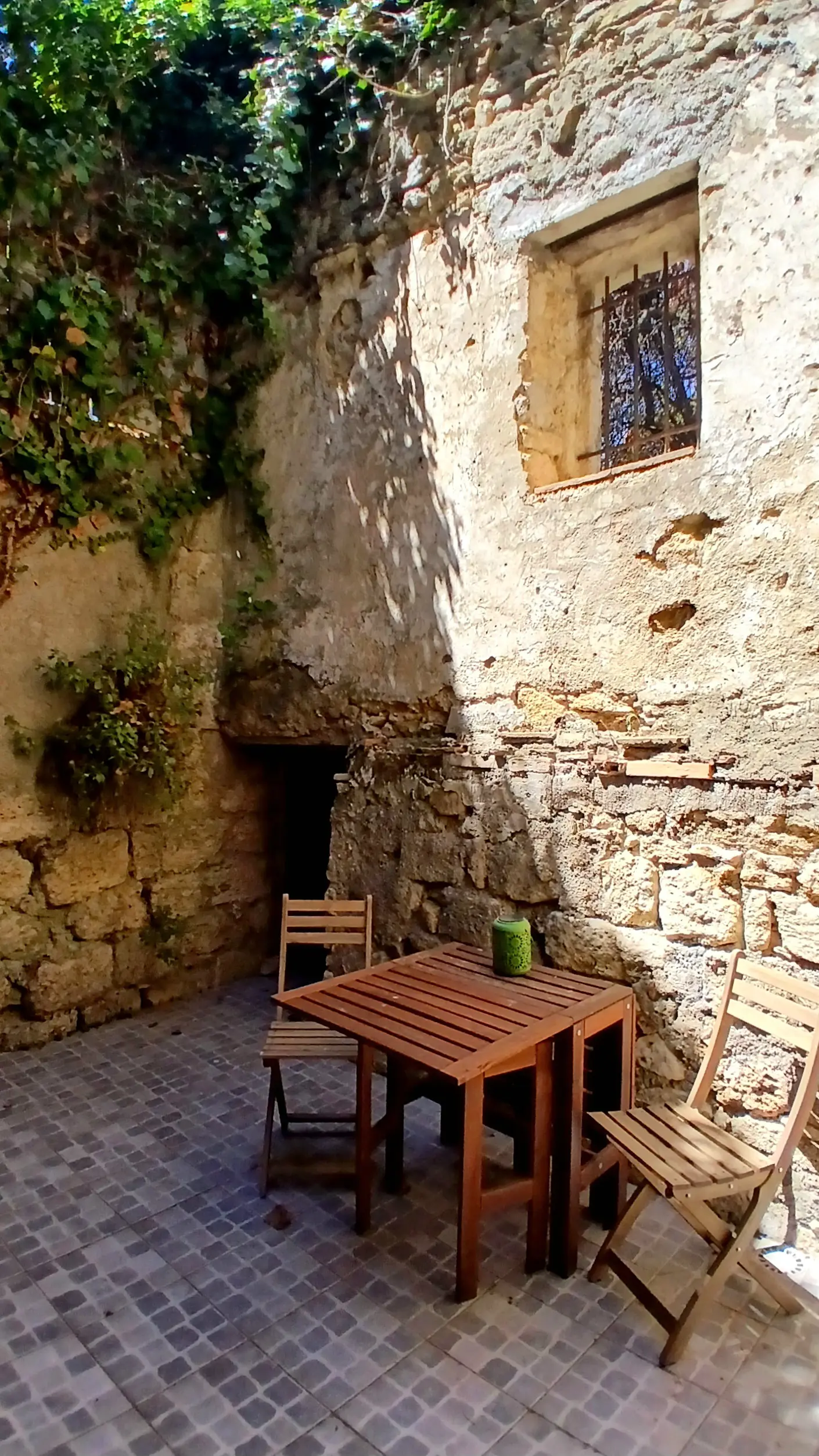 House Of 53 M² In Magalas, France