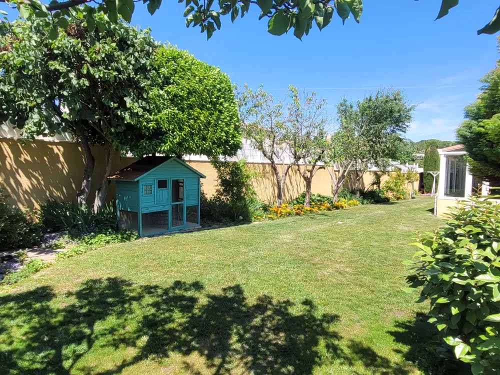 Detached House Of 190 M² In Puimisson
