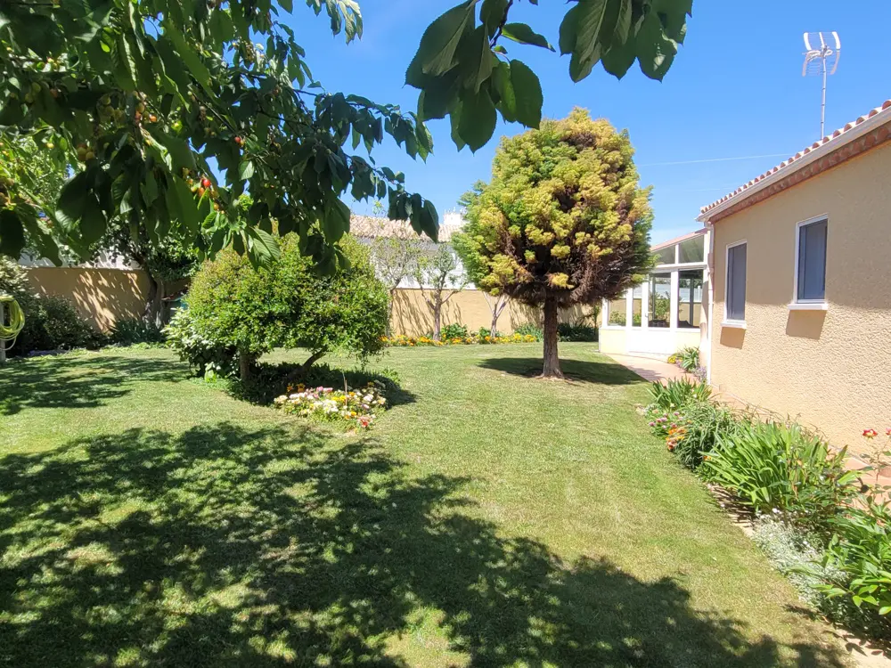 Detached House Of 190 M² In Puimisson