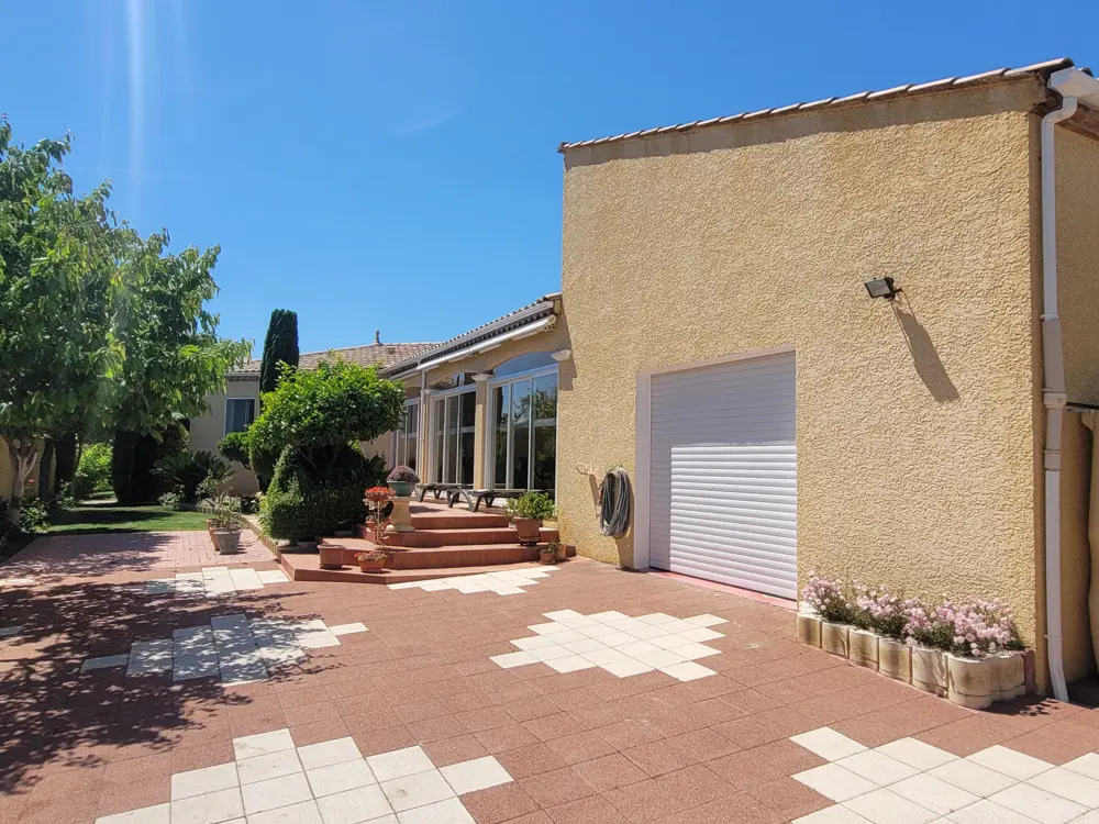 Detached House Of 190 M² In Puimisson