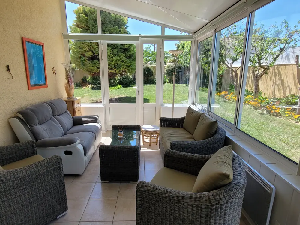 Detached House Of 190 M² In Puimisson