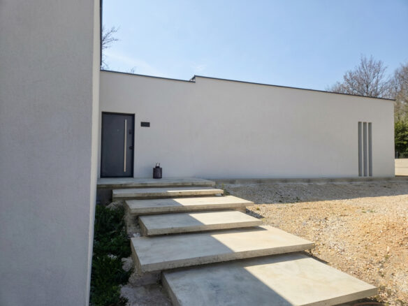 Detached House Of 180 M² With Modern Design Near Labin In Walking Distance To Old Town