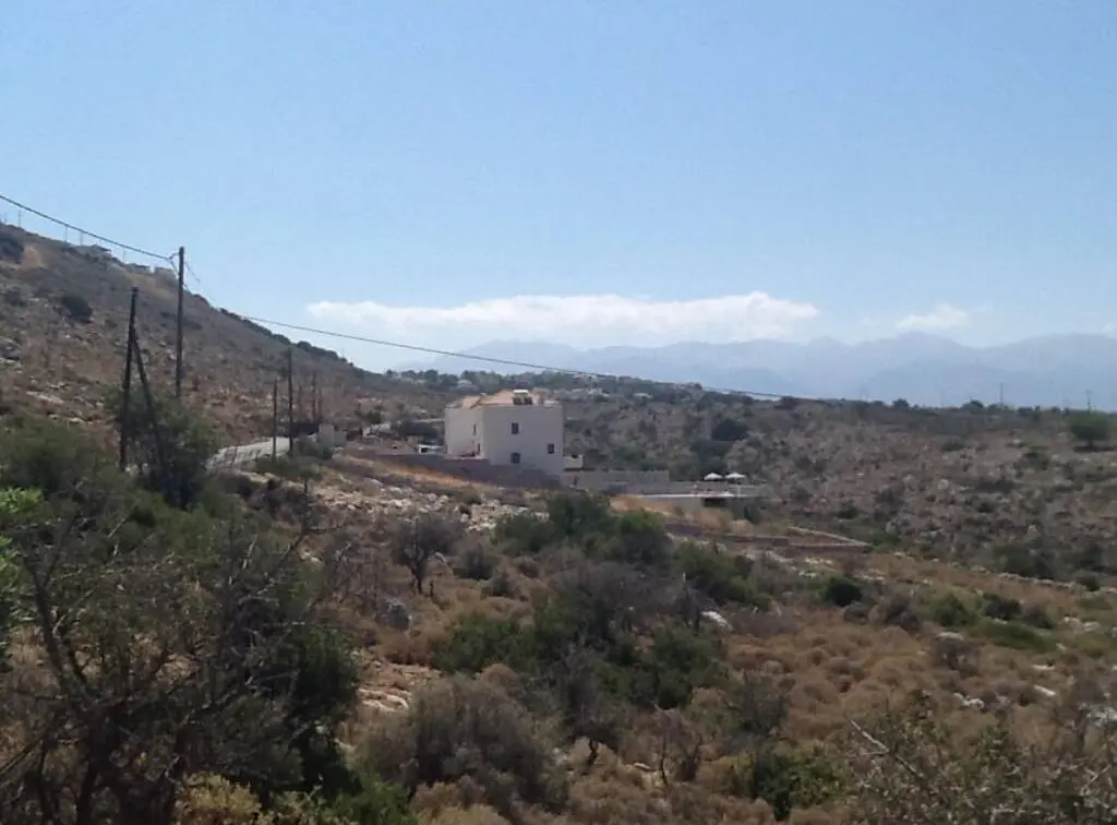 Land Of 10884 M² In Crete
