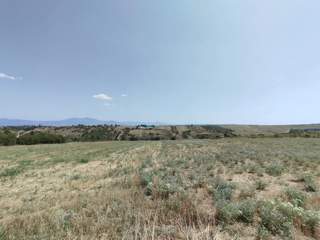 Land Of 6800 M² In The Suburbs Of Thessaloniki