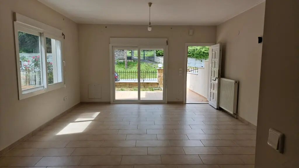 Maisonette Of 181 M² On The Olympic Coast