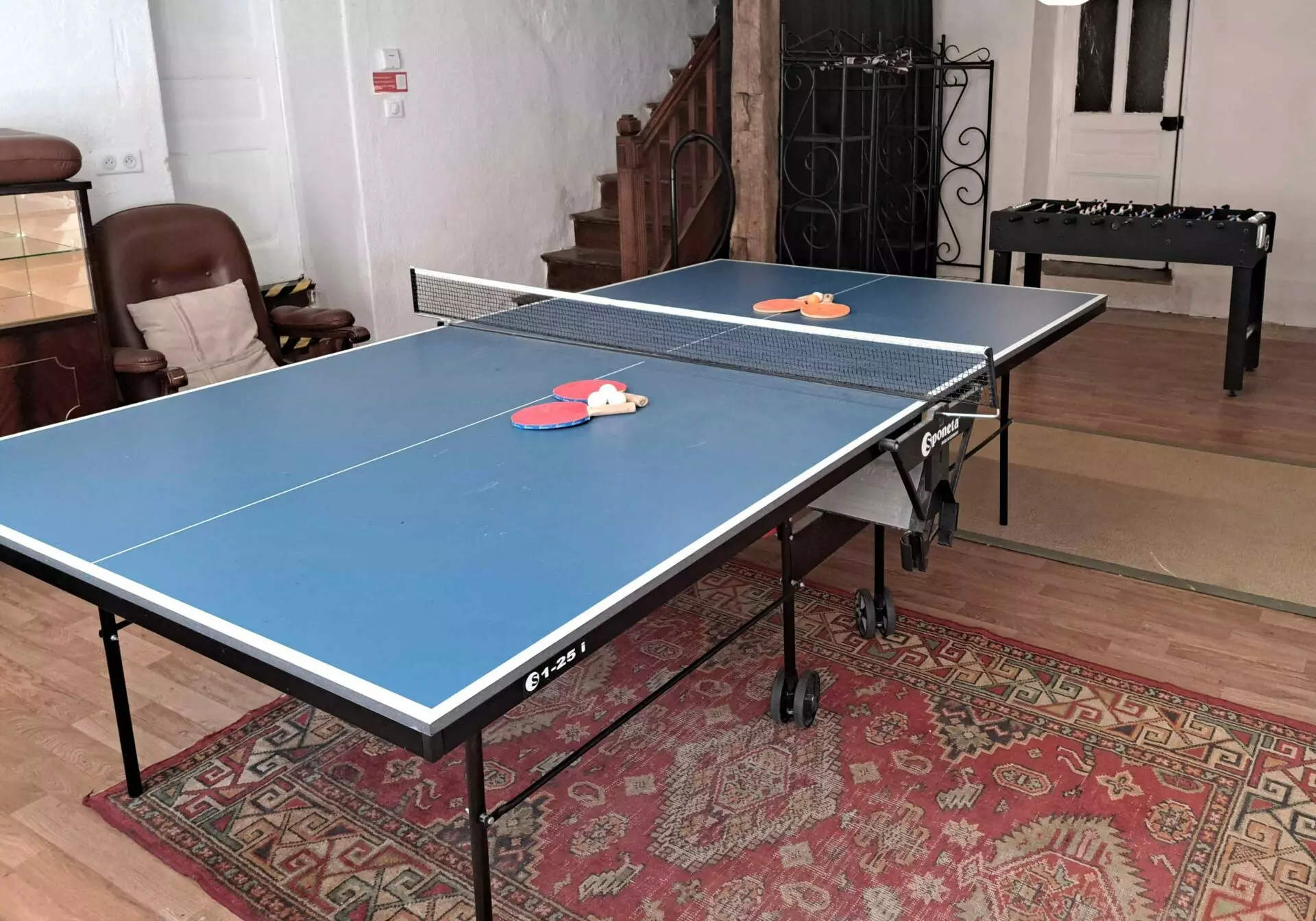 House Of 6 Bedrooms With Renovated Features In [location]
