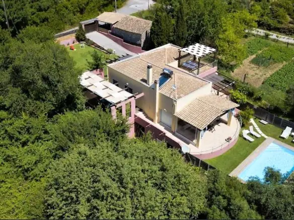 2-bedroom Villa In Corfu, Greece (280 M²)