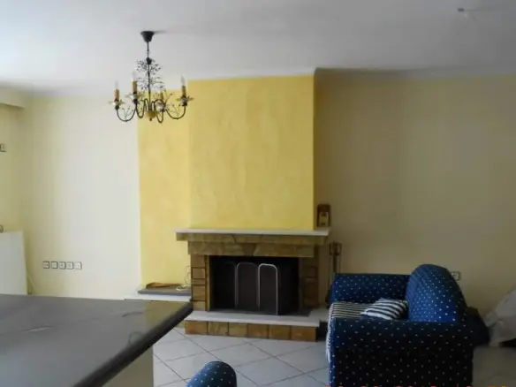 3-bedroom Flat In Petroupoli, Greece (128 M²)