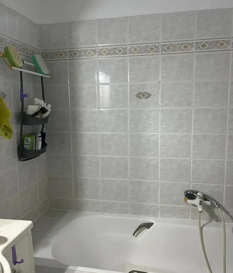 3-bedroom Flat In Petroupoli, Greece (128 M²)