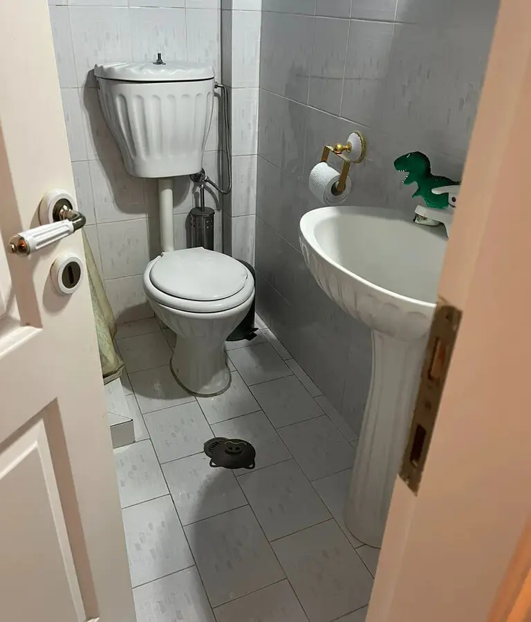 3-bedroom Flat In Petroupoli, Greece (128 M²)