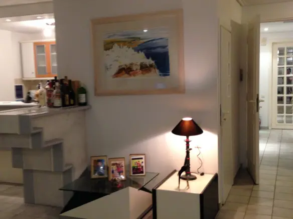 5-bedroom Detached House In Voula, Greece (483 M²)