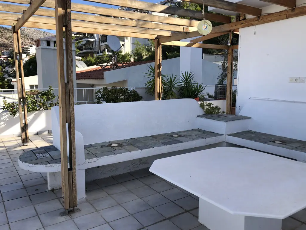 Detached House Of 483 M² In Athens