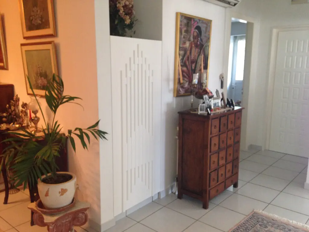 Detached House Of 483 M² In Athens