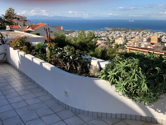 5-bedroom Detached House In Voula, Greece (483 M²)