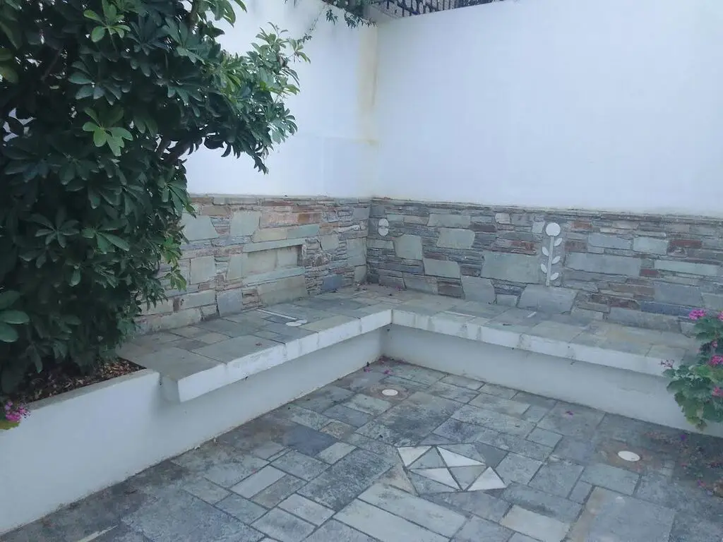 Detached House Of 483 M² In Athens