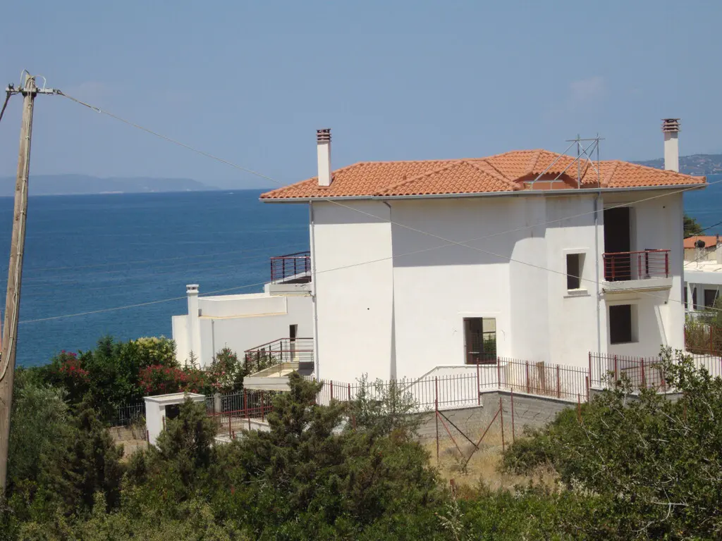 Maisonette Of 195 M² On Euboea Island