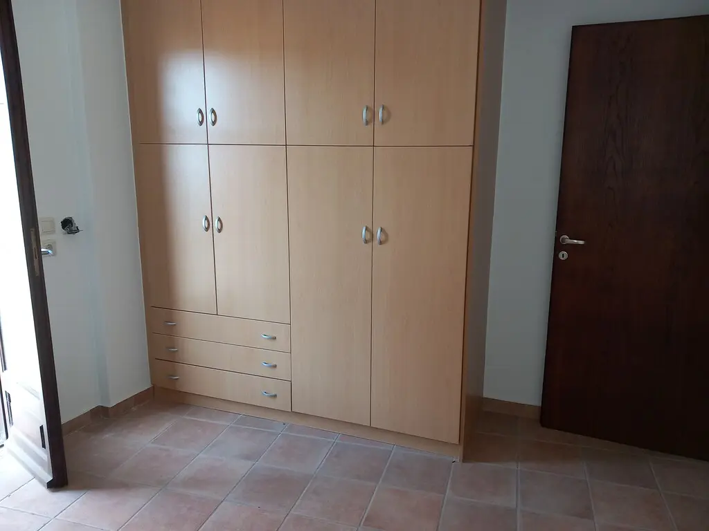 Building Of 183 M² In Arachova