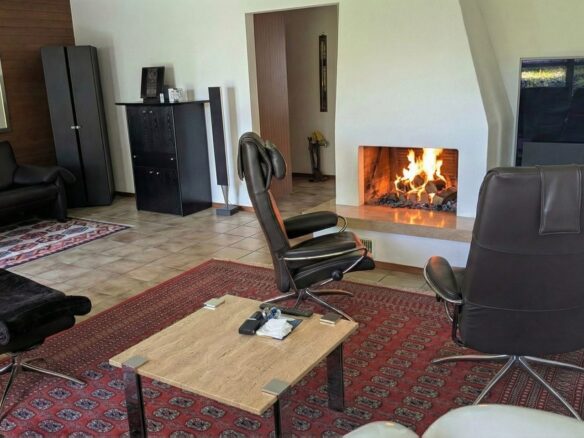 House Of 100 M² With Good Location In Ostermundigen